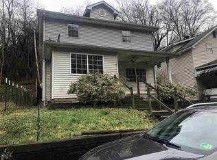 533 N 4th St, Flatwoods, KY 41139