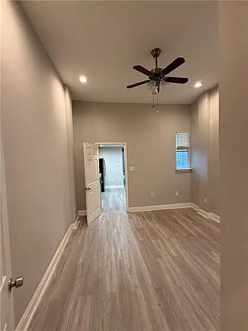 2 bed, 1.0 bath, 750 sqft, $1,300 — Photo 3