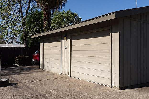 1st image of 1914 N Fruit Ave #101