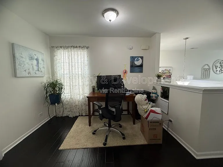 1064 Turin Dr — Photo 8
