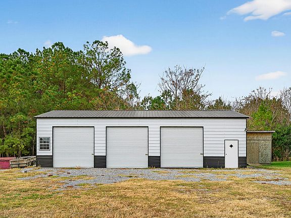 4th image of 369 Edisto Dr