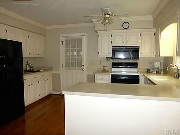 5th image of 2601 Ridgewell Ct