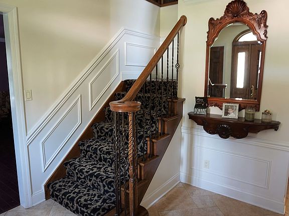 4th image of 2587 Rossmoor Dr