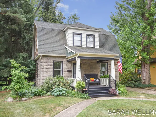 840 Superior St, South Haven, MI 49090