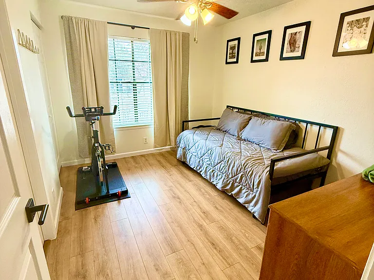 508 Algerita Dr #A — Photo 27