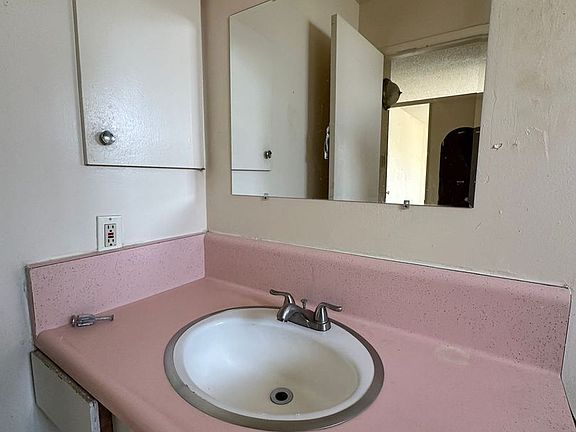 3rd image of 21600 Westpark St APT 30