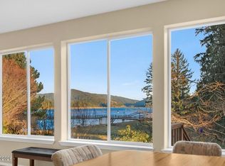 955 SE River View Ln, Waldport, OR 97394