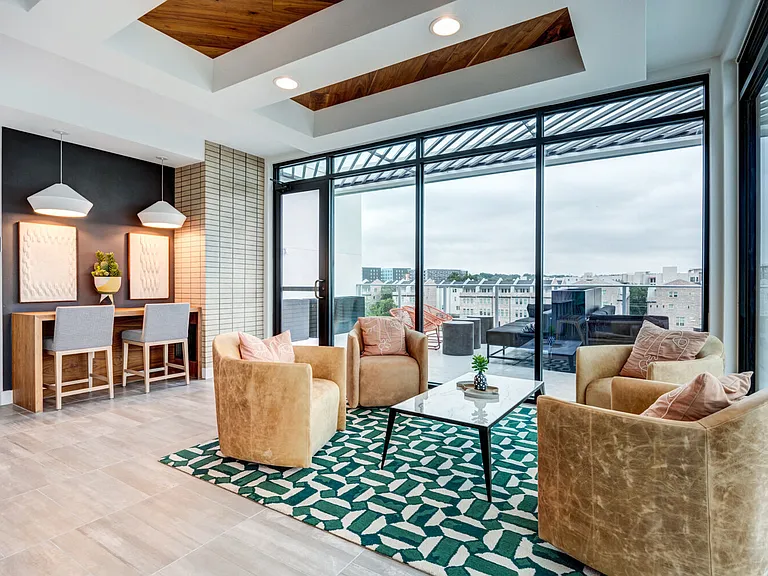 Lakeshore Pearl — Photo 28
