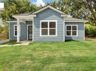 1389 Woodward St, Memphis, TN 38106