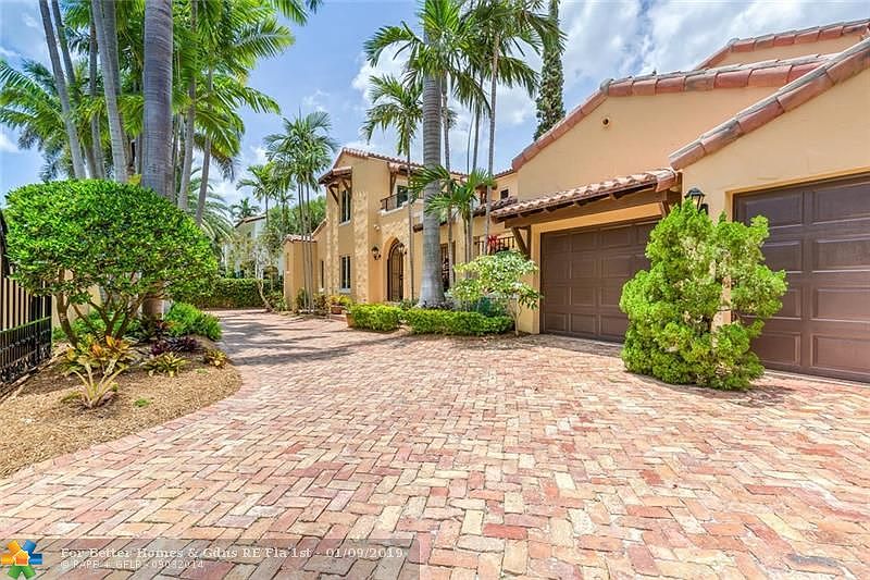 1st image of 2623 Acacia Ct