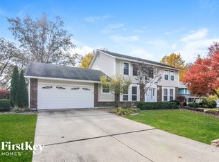 37 Melanie Ct, Saint Charles, MO 63304