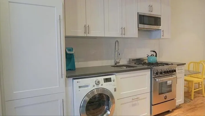 Rented by Compass | media 2