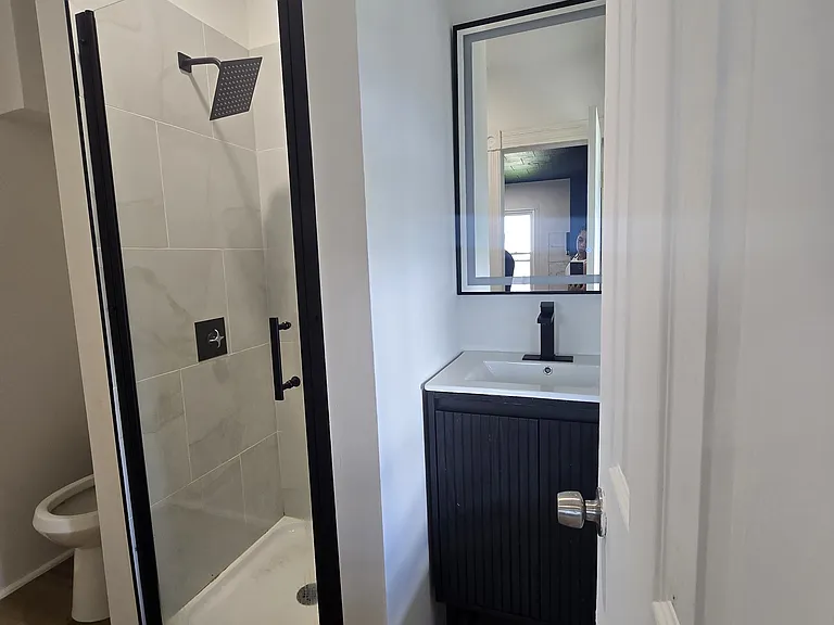 72 Town Hill Ave #1 — Photo 4