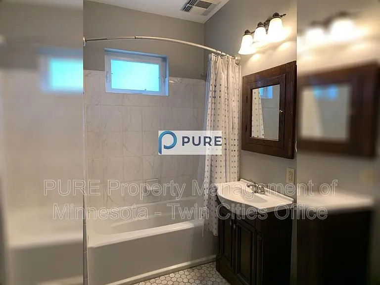1121 Washington St NE #1121 — Photo 17