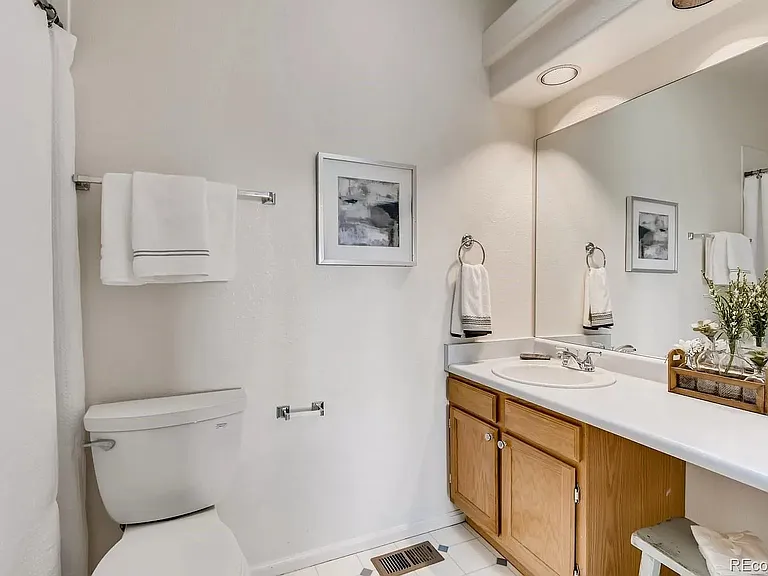 404 Antero St — Photo 15