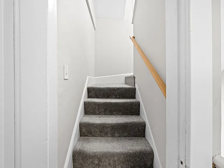 3114 Luxembourg Ave — Photo 26