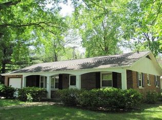 800 S Taylor Dr, Carbondale, IL 62901