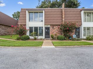 527 Front Beach Dr APT 59, Ocean Springs, MS 39564