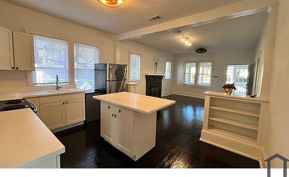 4th image of 412 Briercliff Dr