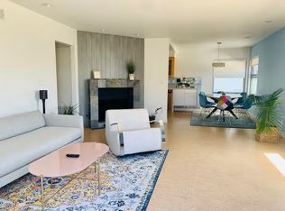 248.5 Bennett Ave, Long Beach, CA 90803