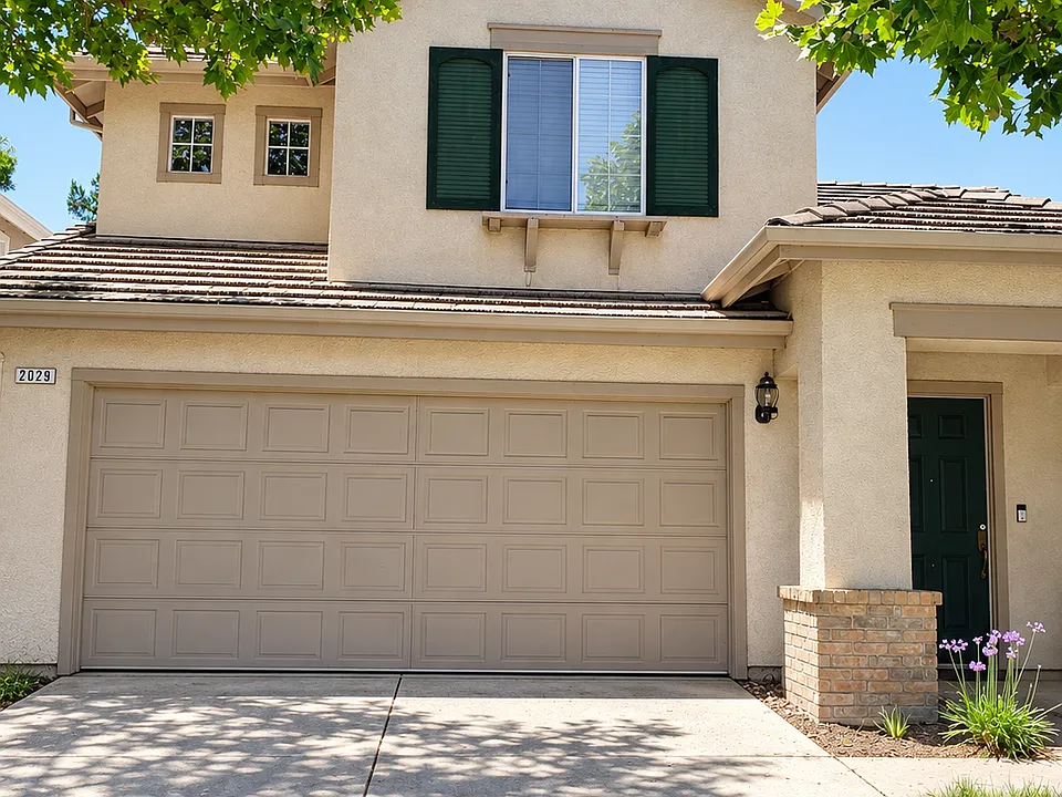 2029 Olivia Ct