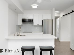 1889 Alberni St #911, Vancouver, BC V6G 3G7