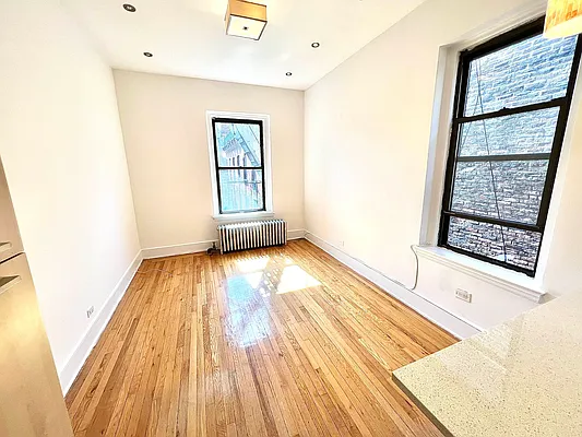 Rented by Botensten Properties International | media 2