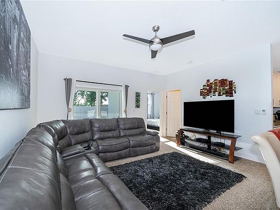 5th image of 954 Centaury Dr