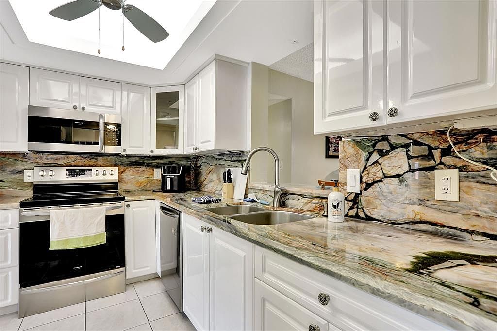 7301 NW 18th St #101