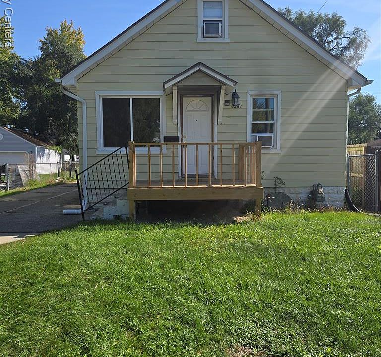 1st image of 7561 Ziegler St