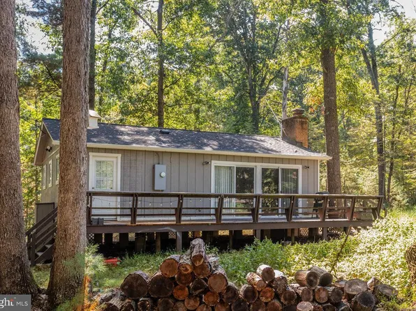 18060 Sundance Forest Rd, Broadway, VA 22815