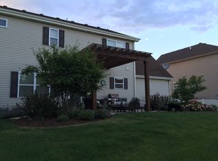 800 W Mystic Ln, Romeoville, IL 60446