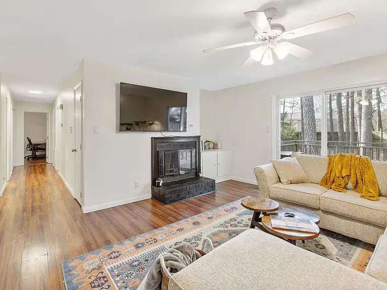 805 Horton Rd — Photo 4