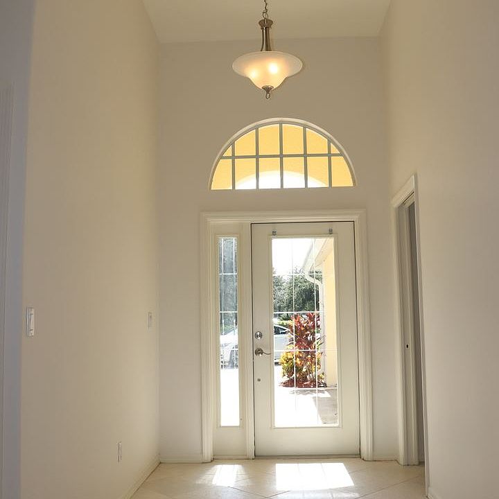 1st image of 20051 Eagle Glen Way