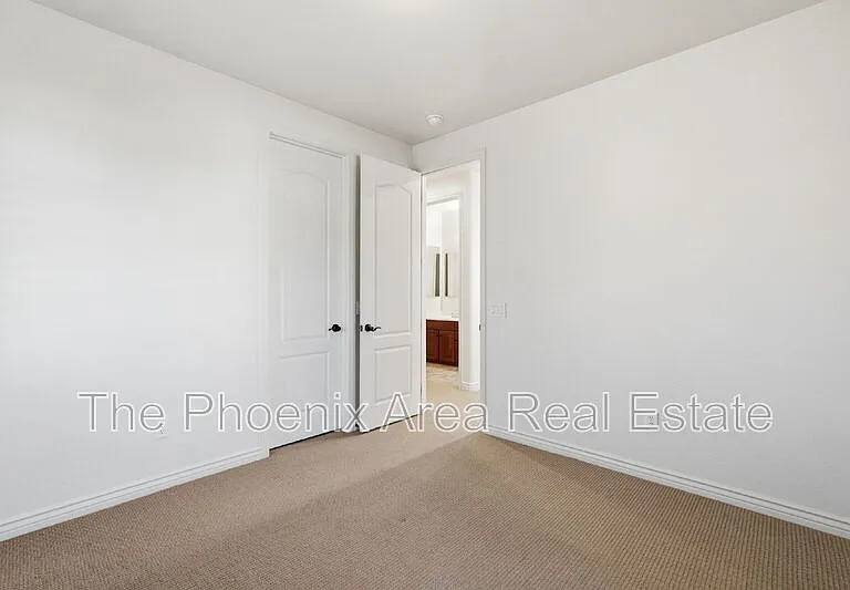 3417 S Valerie Dr — Photo 37