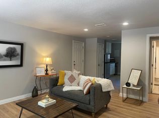 6983 Darling St, Azle, TX 76020