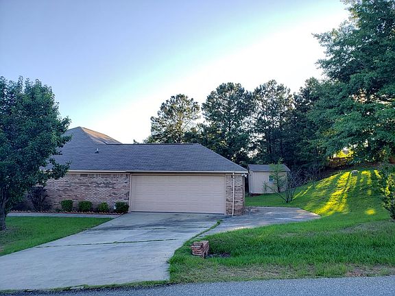 4th image of 48 Lee Road 558