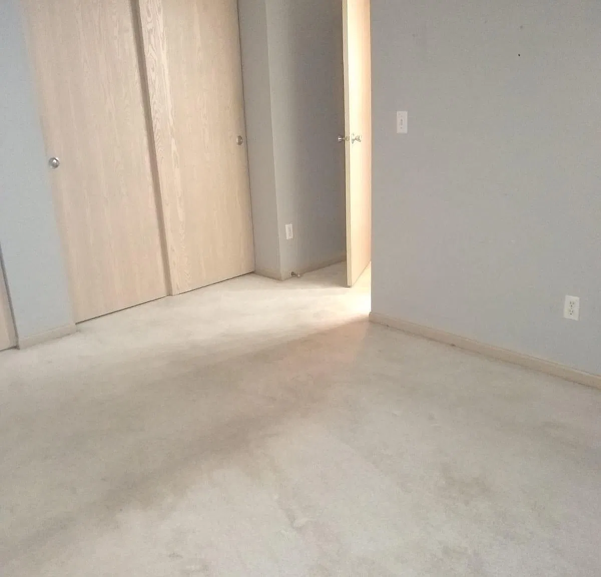 2 bed, 2.5 bath, 1024 sqft, $1,649 — Photo 3