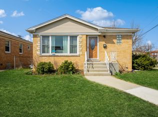 7256 N Nora Ave, Niles, IL 60714