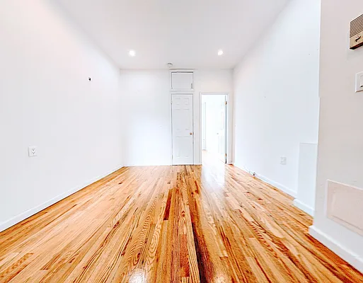 Rented by Union Square Property Management | media 27