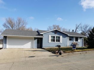 706 Casey Tibbs St, Fort Pierre, SD 57532
