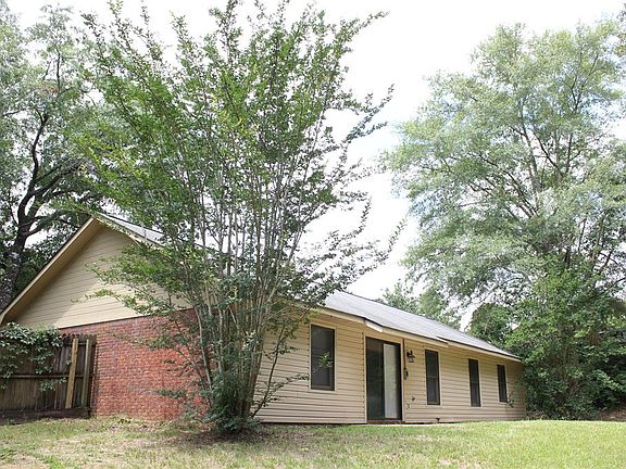 5th image of 163 Rolling Pines Dr