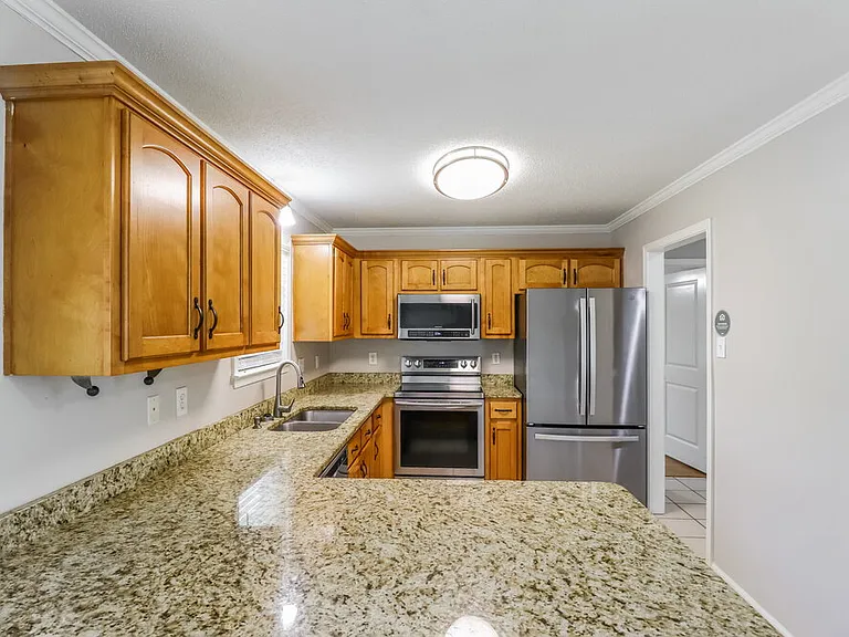 15 Cypress Grove Cv — Photo 9