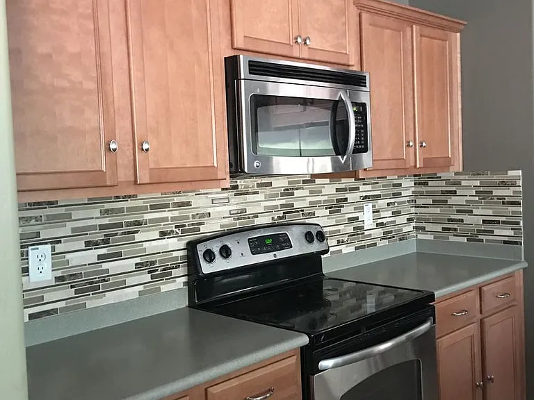 2048 W Monte Cristo Ave — Photo 7