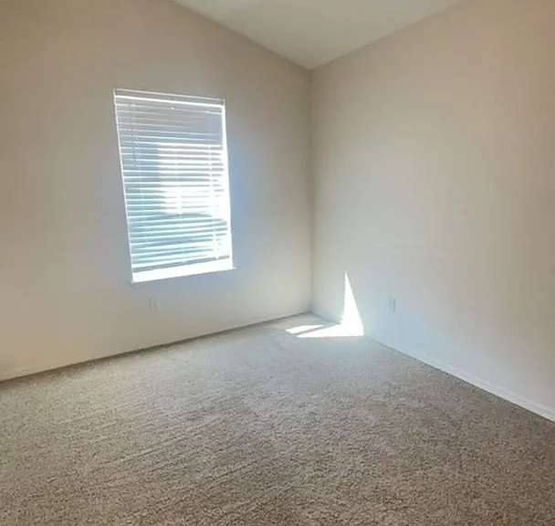 2002 SW Canyon Dr #20 — Photo 12