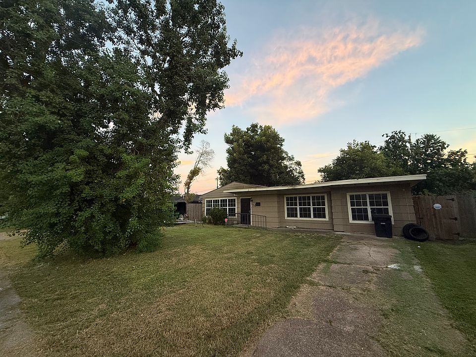 1st image of 5942 Willow Glen Dr