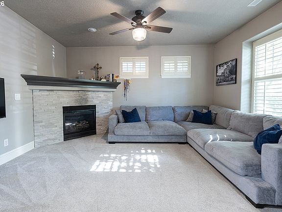 3rd image of 17323 SW Montague Way