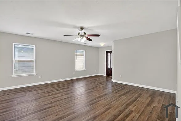 2923 Beacon Grove St — Photo 32
