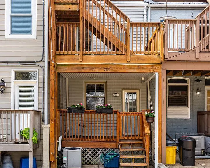 723 S Decker Ave — Photo 2