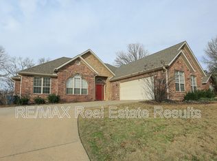 303 NW Palomino St, Bentonville, AR 72712